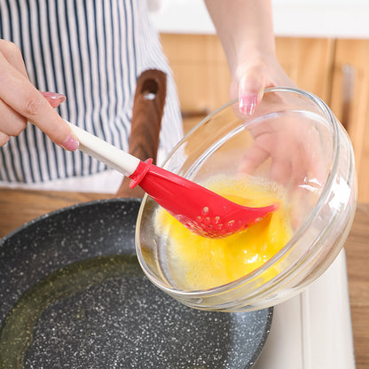 spatule-de-cuisine-professionnel-omelette